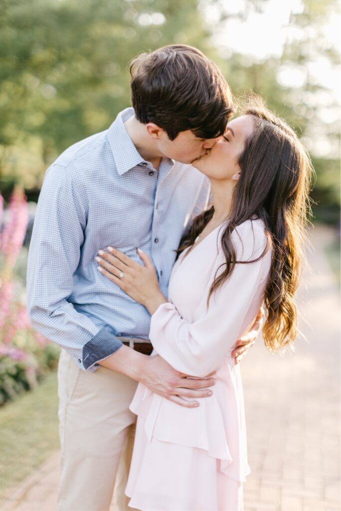 Spring engagement session at Longwood Gardens by Emily Wren Photography in Philadelphia