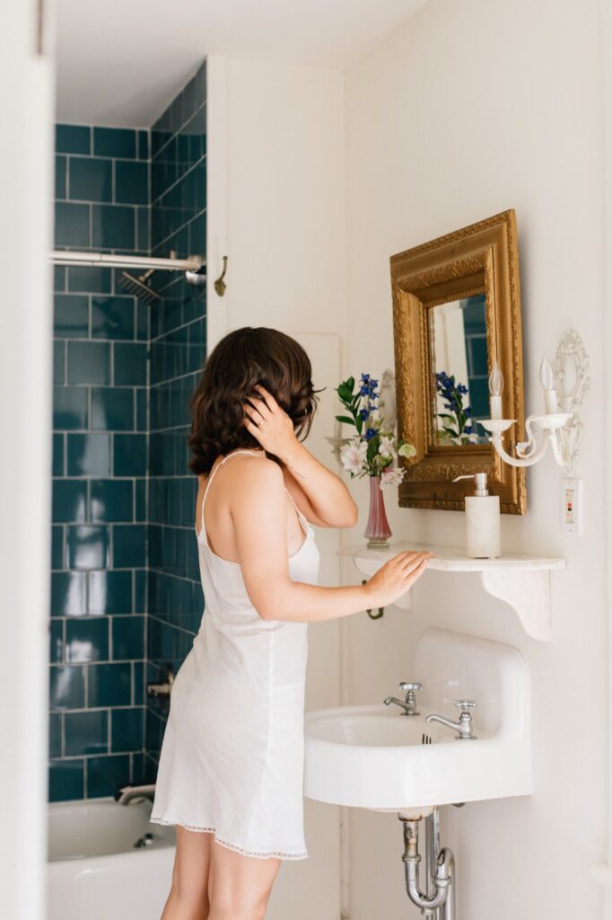 Bride getting ready for her intimate wedding at a luxury boutique hotel in upstate New York