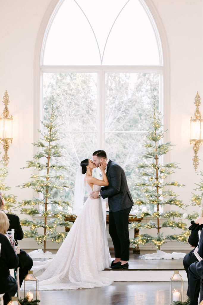 Winter wedding ceremony at Park Chateau in East Brunswick New Jersey by Emily Wren Photography