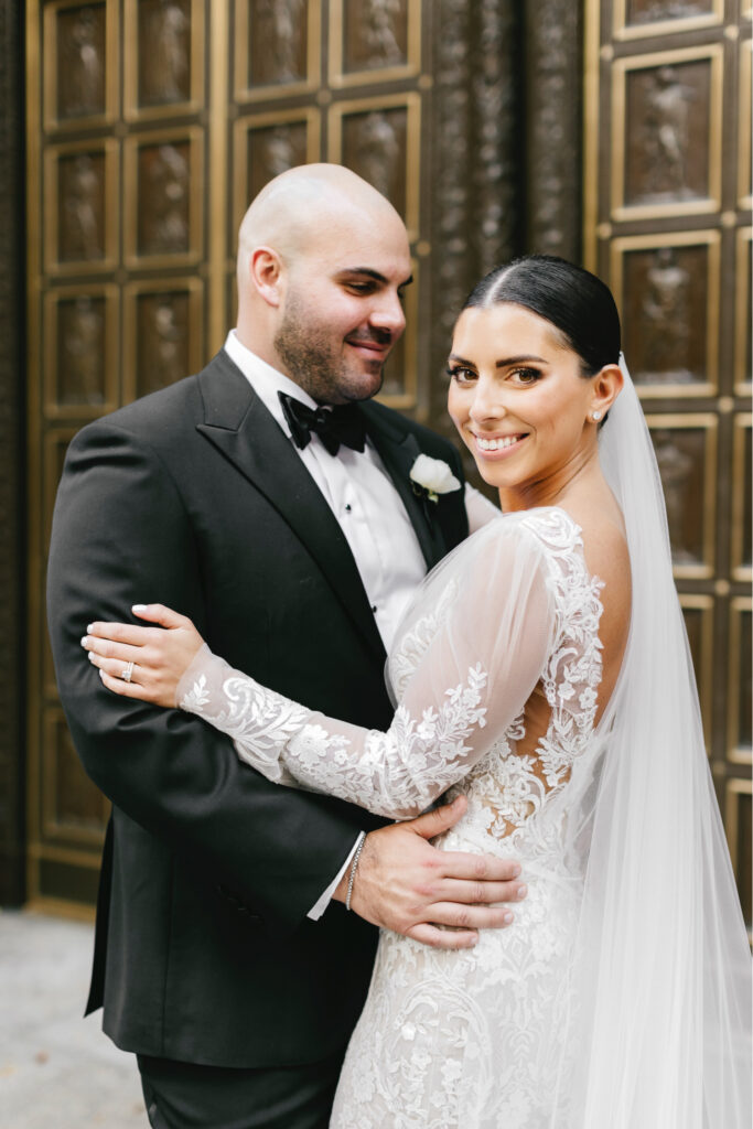 Bride and groom portrait in Center City Philadelphia