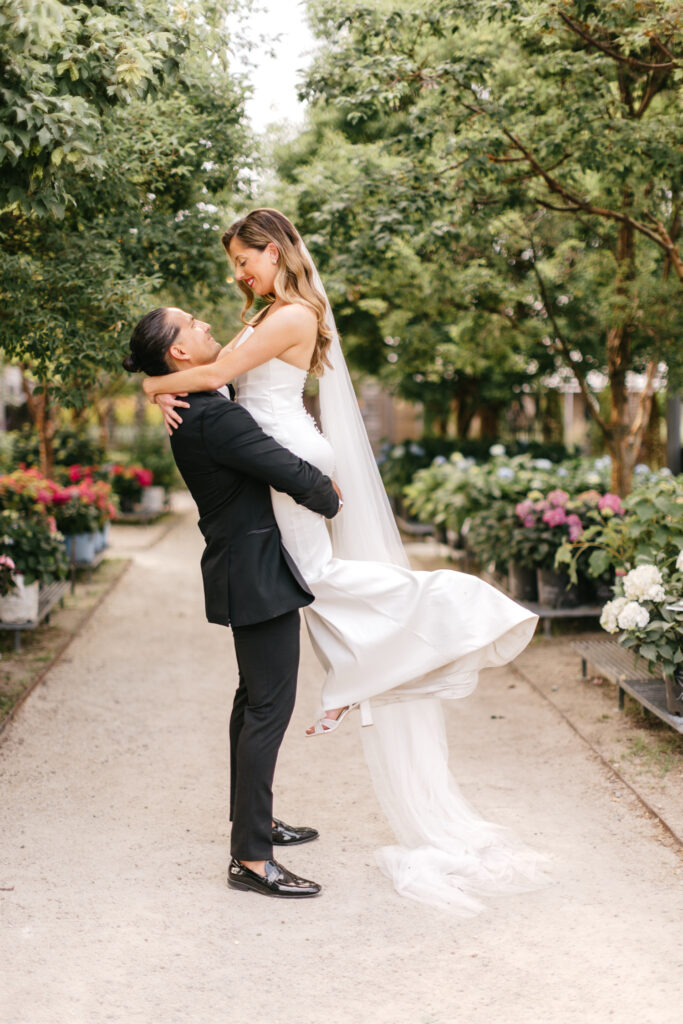 bride and groom at Terrain at Styers by Pennsylvania Wedding Photographer Emily Wren Photography