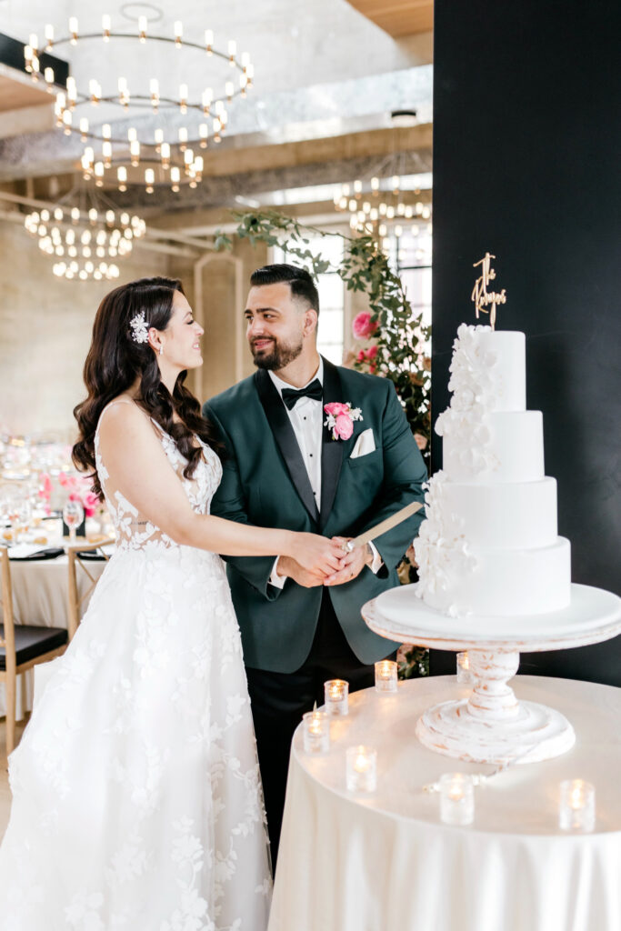 private bride & groom cake cutting