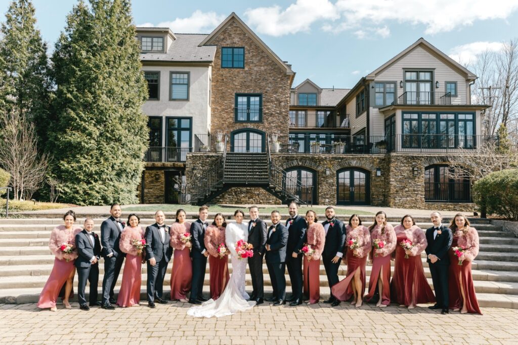 spring bridal party at The Lake House Inn by Emily Wren Photography