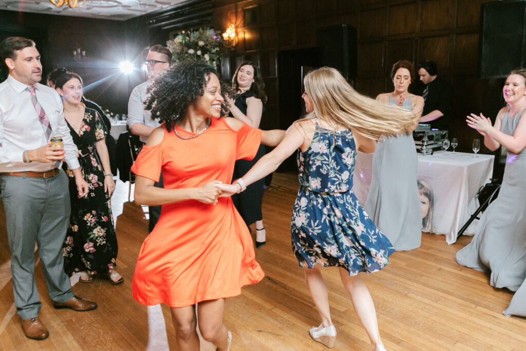 guests dancing at Pennsylvania summer wedding reception