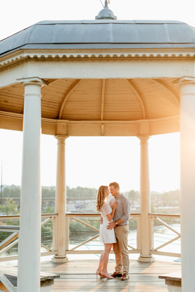 golden hour engagement photos at Philadelphia Water Works gazebo by Emily Wren Photography