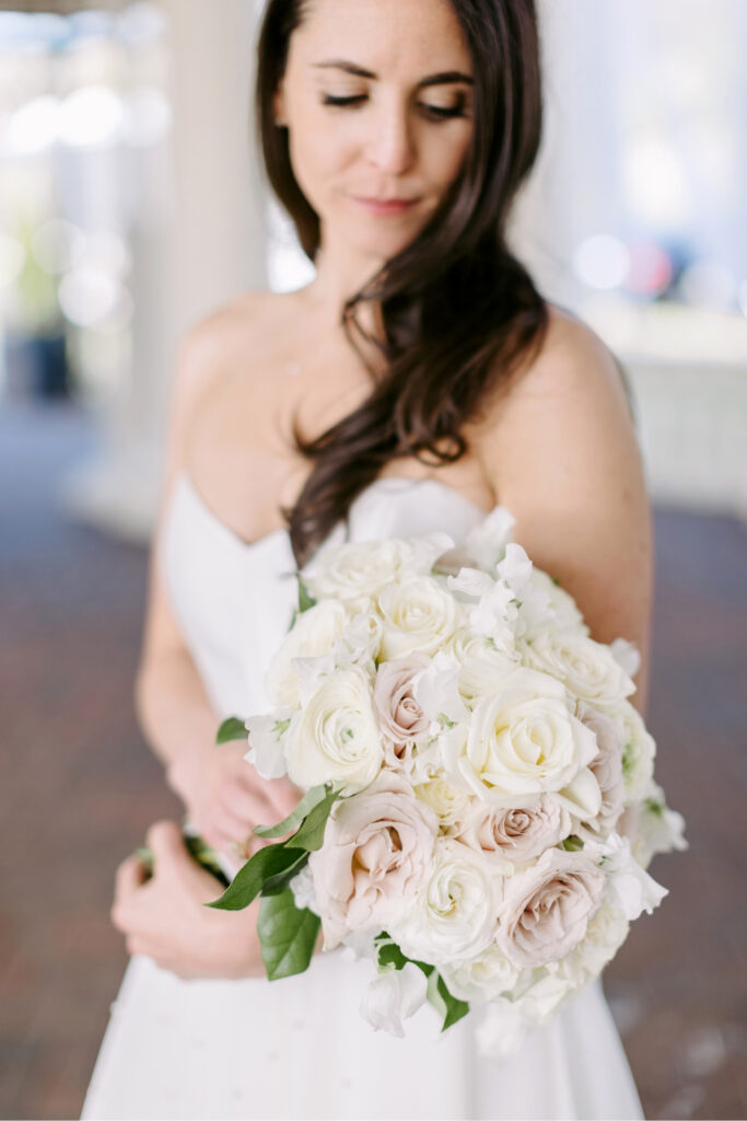 white & blush pink bridal wedding day bouquet