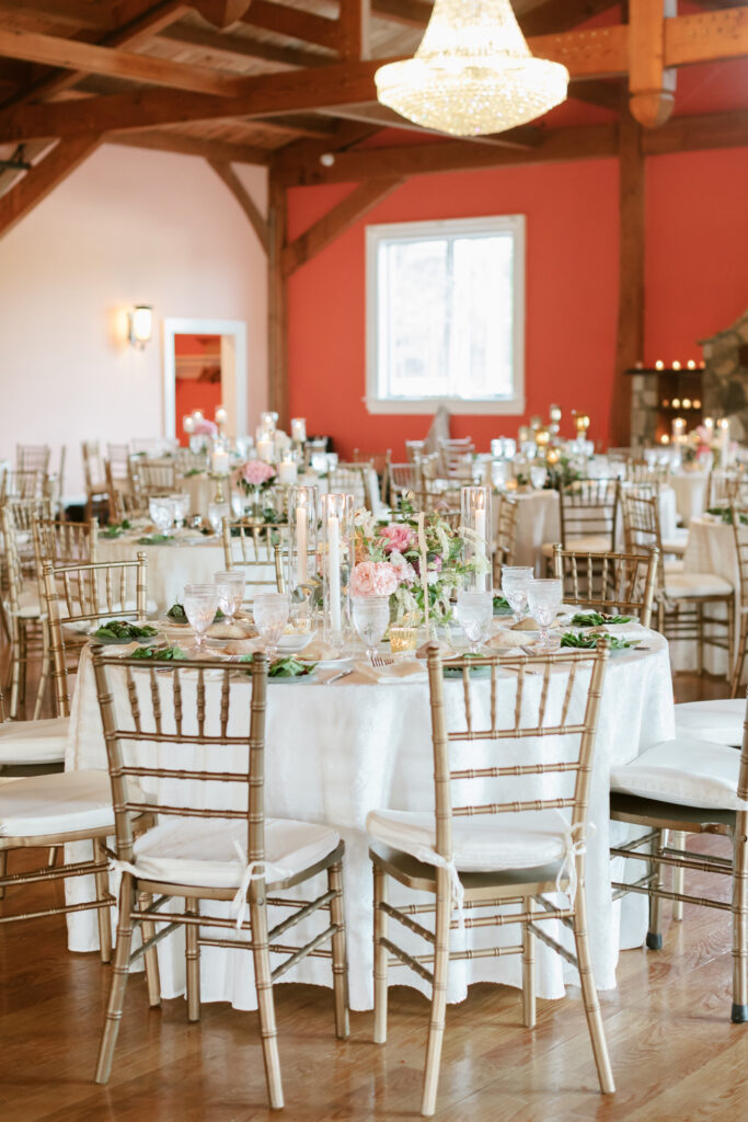 summer wedding reception at Willow Creek Winery by Emily Wren Photography