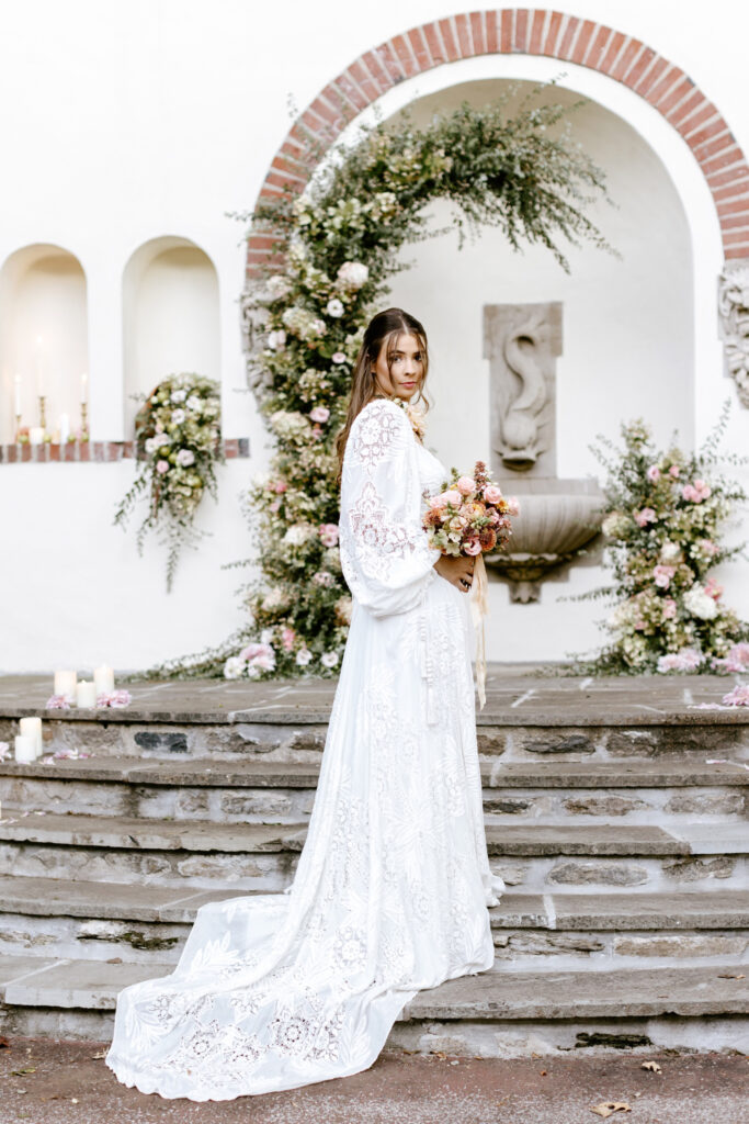 bohemian Philadelphia bride during late summer wedding by Emily Wren Photography