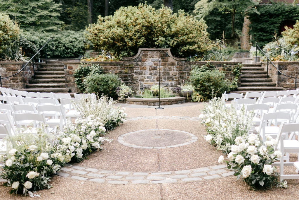 outdoor garden wedding ceremony at Winterthur Museum