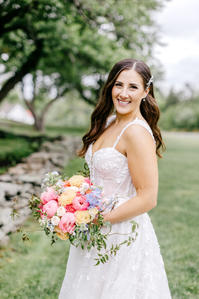 Vermont bride at the hermitage inn by Emily Wren Photography