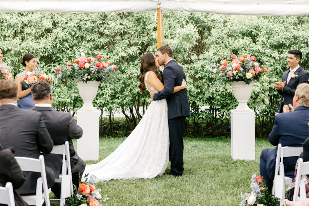 outdoor summer wedding ceremony at The Hermitage Inn