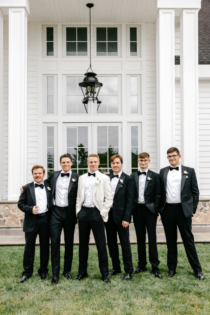 New Jersey groom with his groomsmen at The Ryland Inn