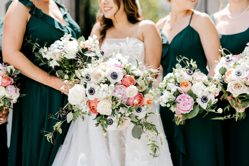 beautiful colorful summer flowers bridal bouquets