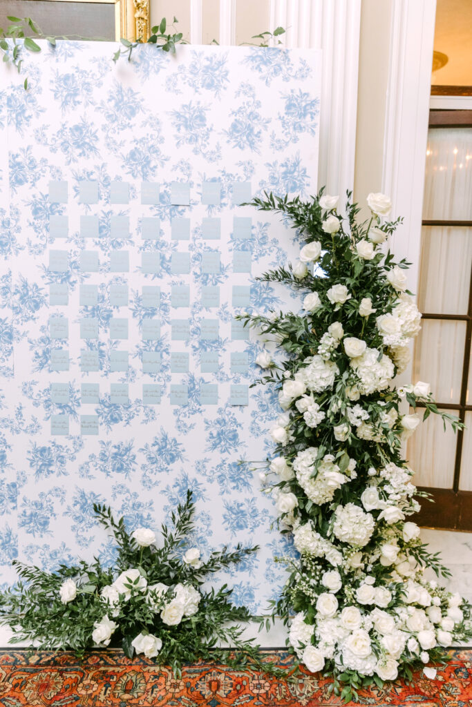 blue chinoiserie wedding guests seating chart