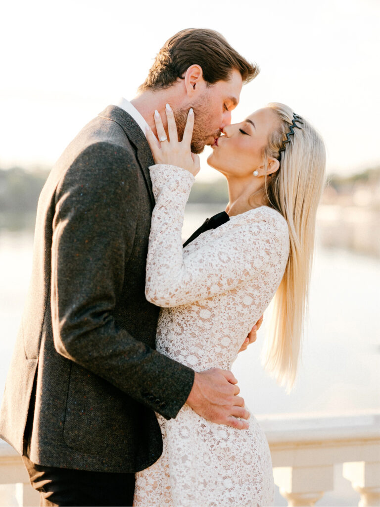 Romantic golden hour engagement photos in Philadelphia by Emily Wren Photography