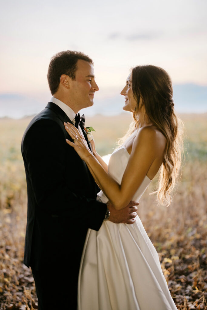 bride and groom sunset portrait in New Hope, Pennsylvania by Emily Wren Photography