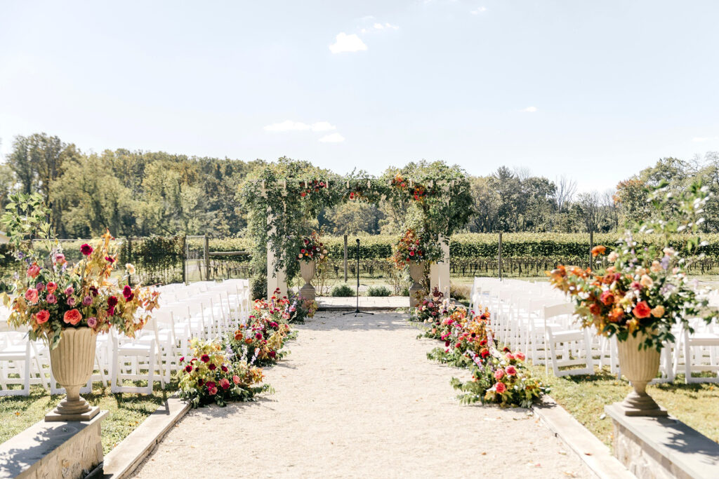 outdoor Fall wedding ceremony details at the Inn at Grace Winery by Emily Wren Photography