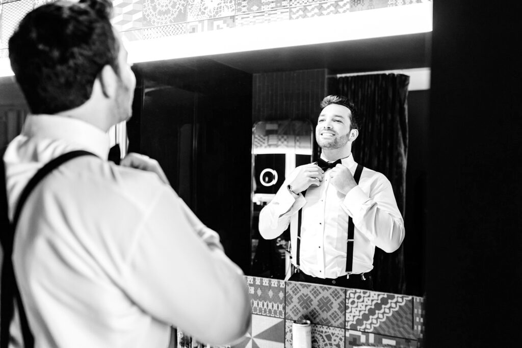 groom getting ready for his Philadelphia Center City wedding day