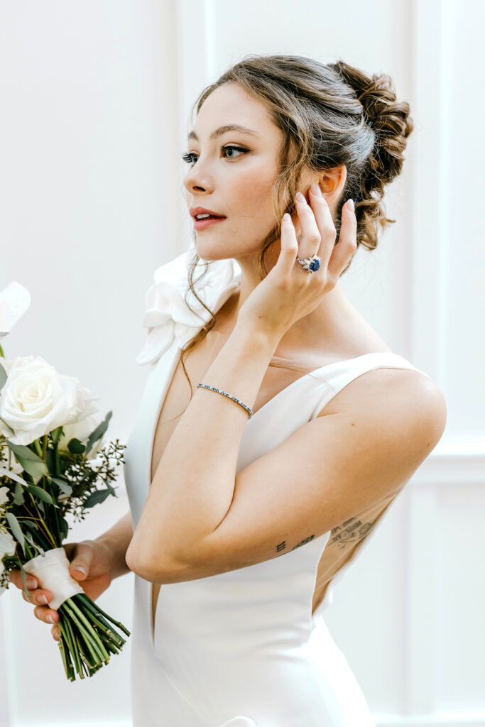 bridal jewelry from Bijoux Fine Jewelry by Pennsylvania wedding photographer Emily Wren Photography