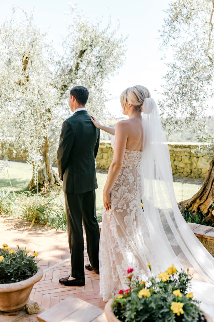 bride & grooms first look in Italy at Borgo San'Atmbrogio