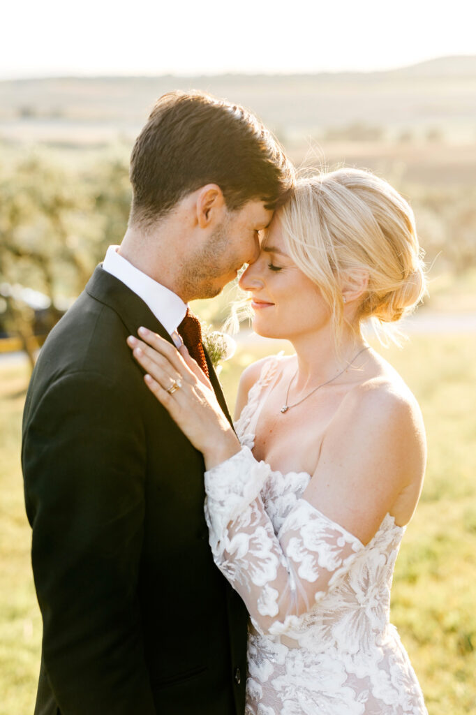 golden hour portraits of bride & groom on their Italian wedding day