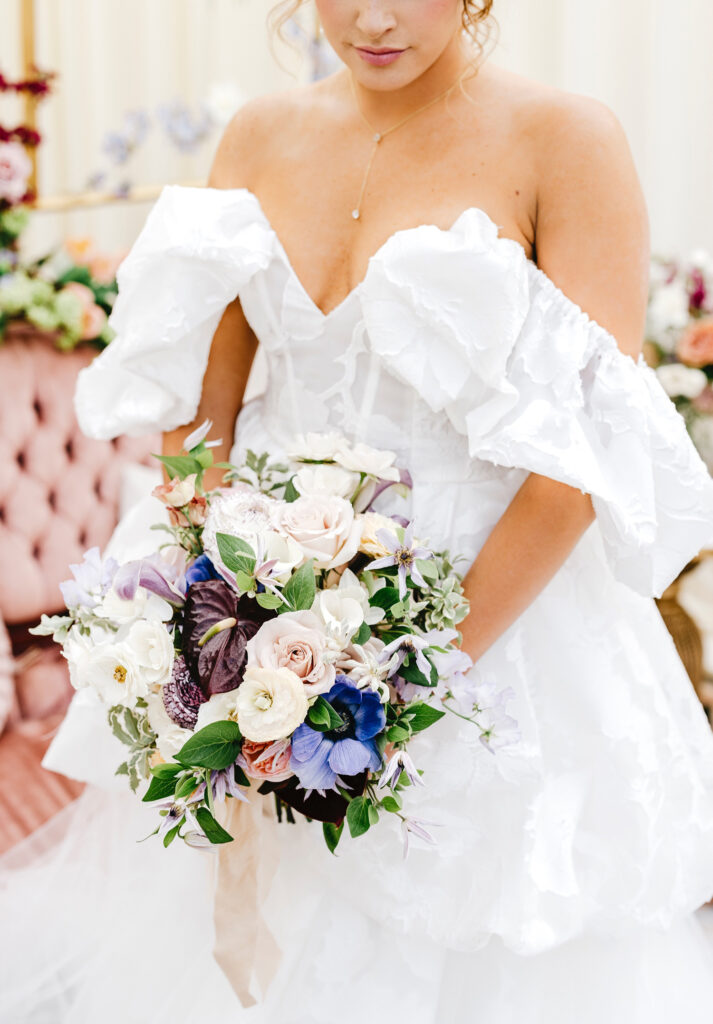 early spring bridal bouquet