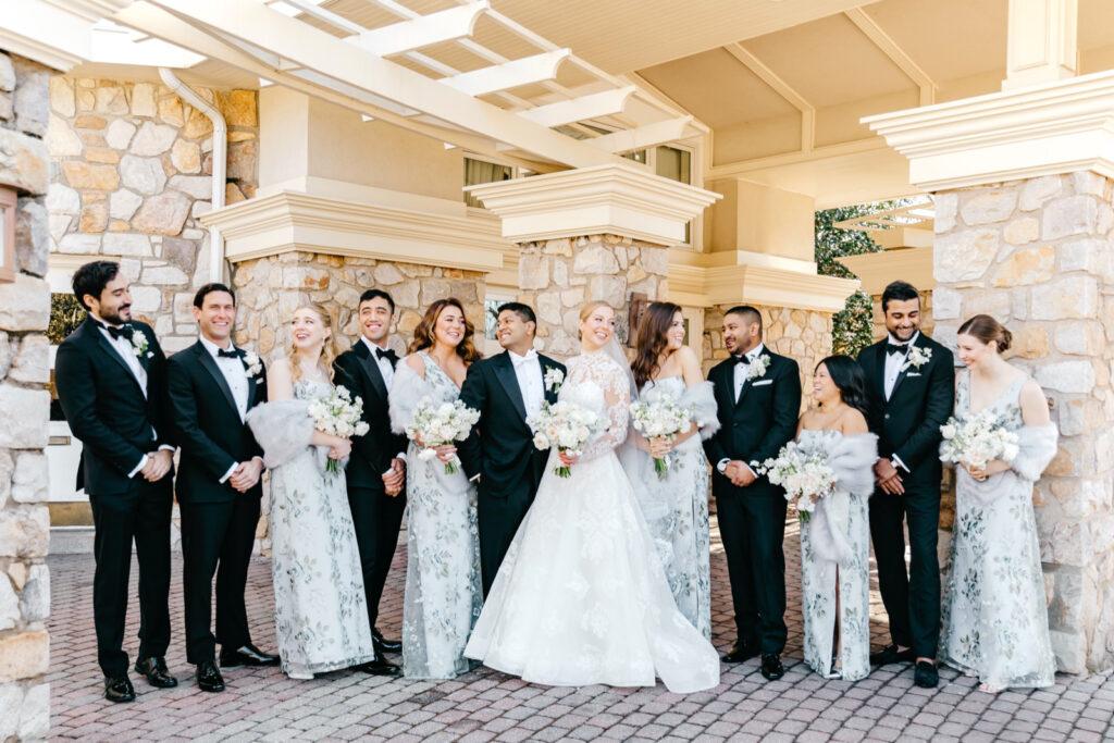 full wedding party at Philadelphia Country Club by Emily Wren Photography