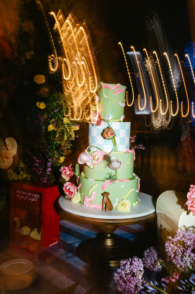 unique & colorful wedding cake for spring wedding day