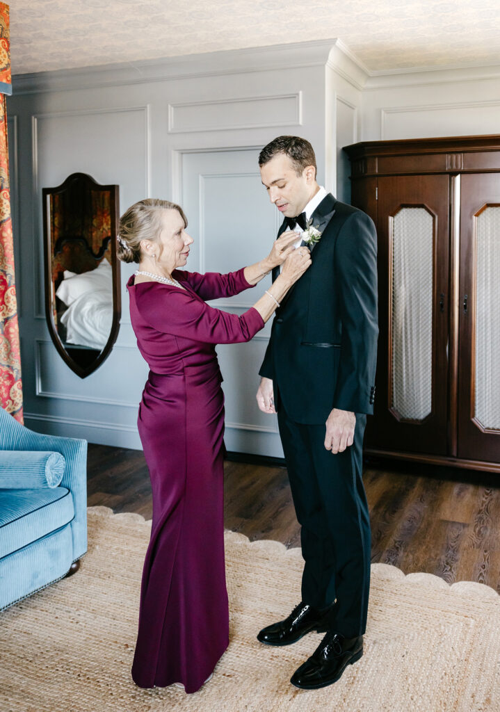 New Jersey groom getting ready for his fall wedding with his mother