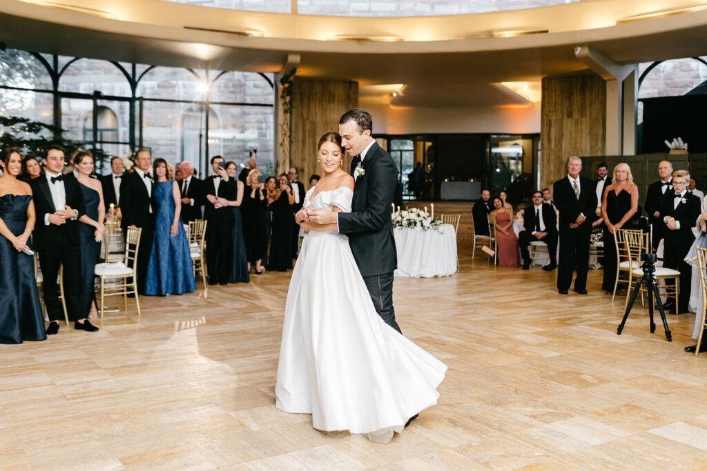 bride & groom's first dance at their New Jersey wedding reception at Jasna Polana by Emily Wren Photography