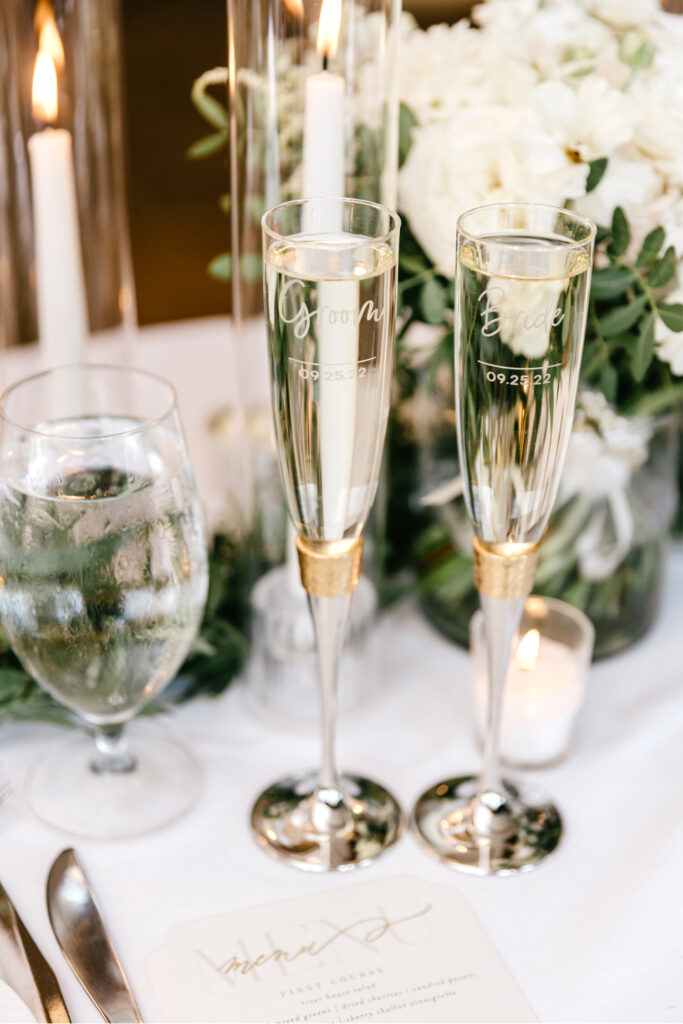 bride & groom champagne flutes
