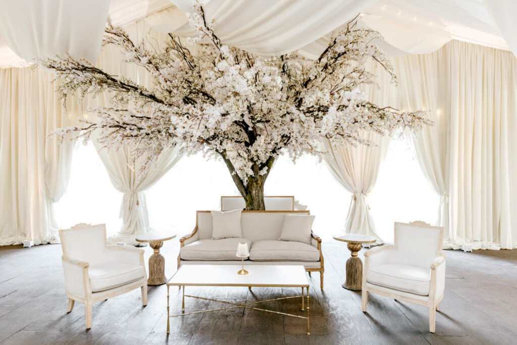 luxurious cocktail hour seating area at Tyler Gardens by Emily Wren Photography