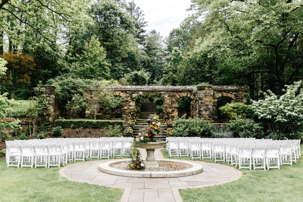 Colorful outdoor Spring wedding ceremony at Parque Ridley Creek