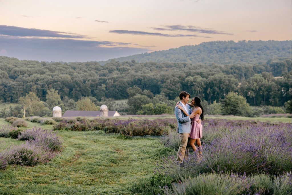 dreamy sunset engagement portraits in Chester County, PA by Emily Wren Photography