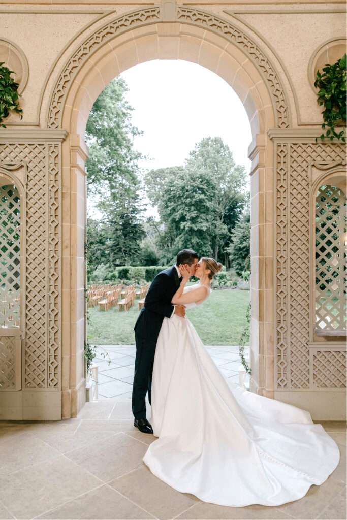 bride & groom wedding portrait at Glen Manor House by Emily Wren Photography