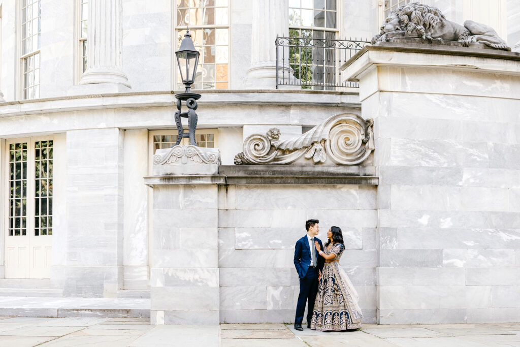 Philadelphia bride & groom at Merchant's Exchange by Emily Wren Photography