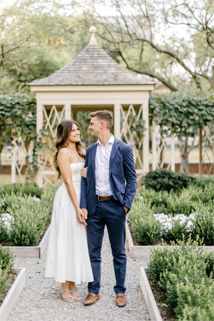 Old City engagement photoshoot in Philadelphia