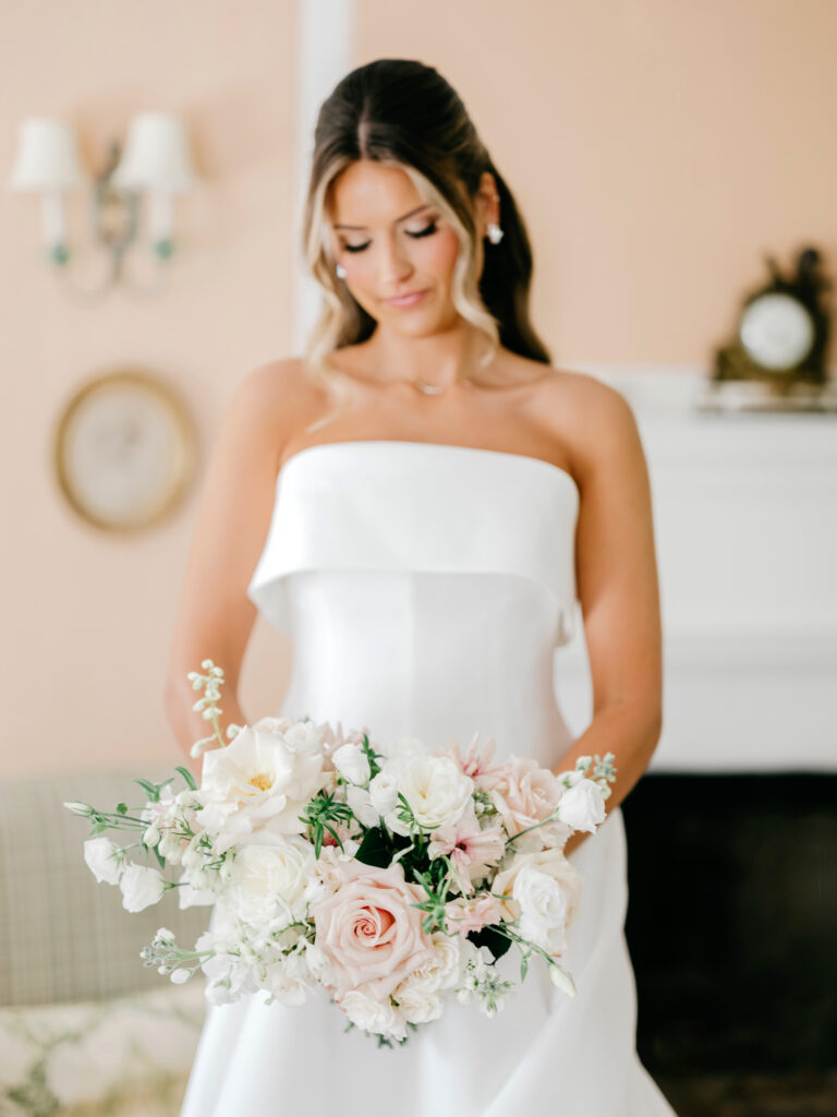 Bridal portrait of a Philadelphia bride by Emily Wren Photography