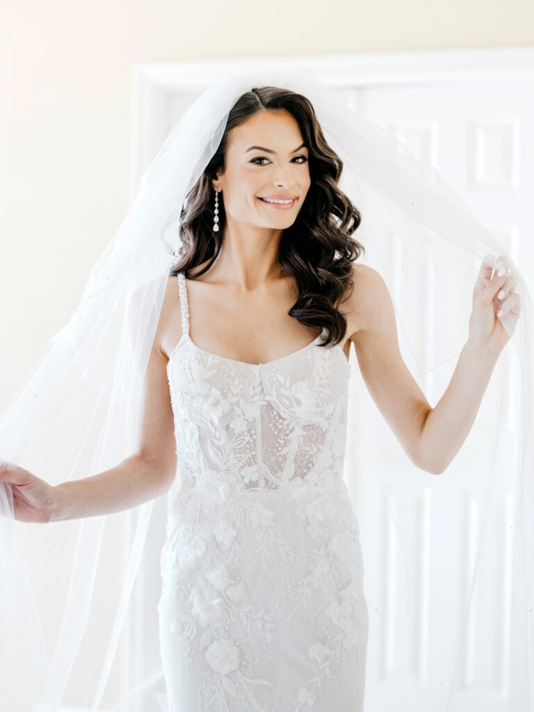 Philadelphia bride getting ready for her summer wedding day in Center City