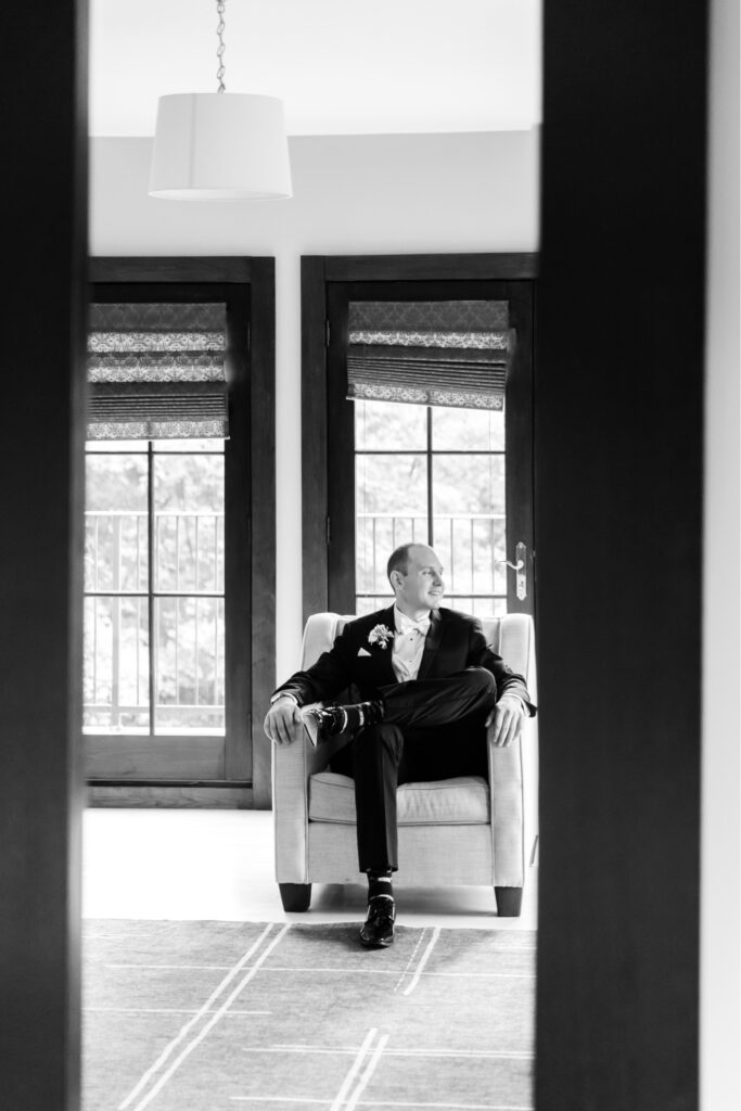 Philadelphia groom on his summer wedding day at The Lake House Inn