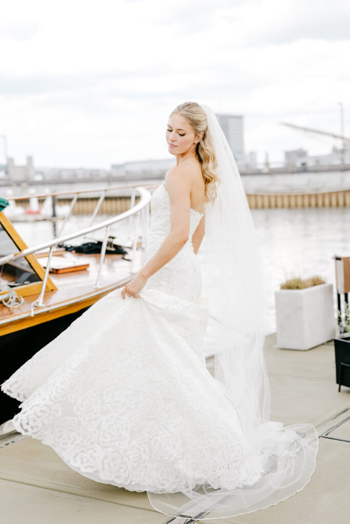 bridal portrait at Penn's Landing in Center City Philadelphia