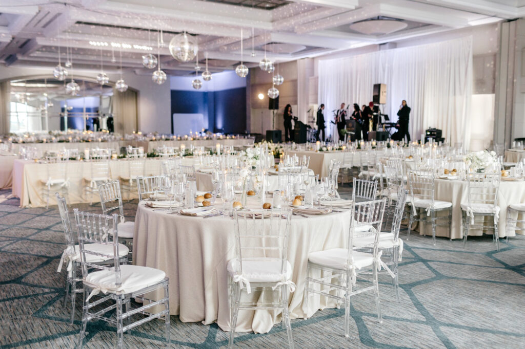 all white wedding reception at the Hilton Hotel at Penn's Landing in Philadelphia by Emily Wren Photography
