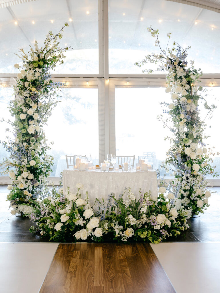 spring sweetheart table at Glen Foerd wedding reception by Emily Wren Photography