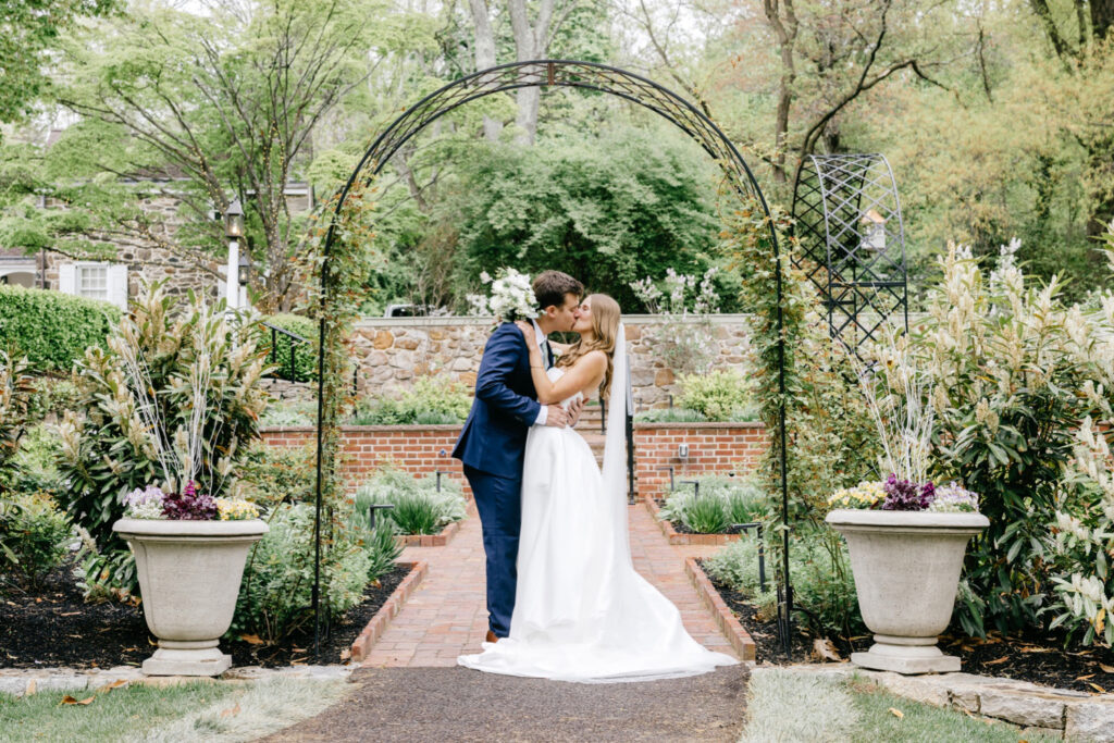 elegant Appleford Estate wedding portraits by Main Line wedding photographer Emily Wren Photography